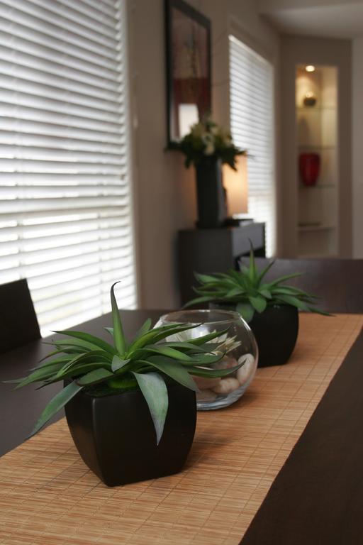 Encore Apartments باثورست المظهر الخارجي الصورة
