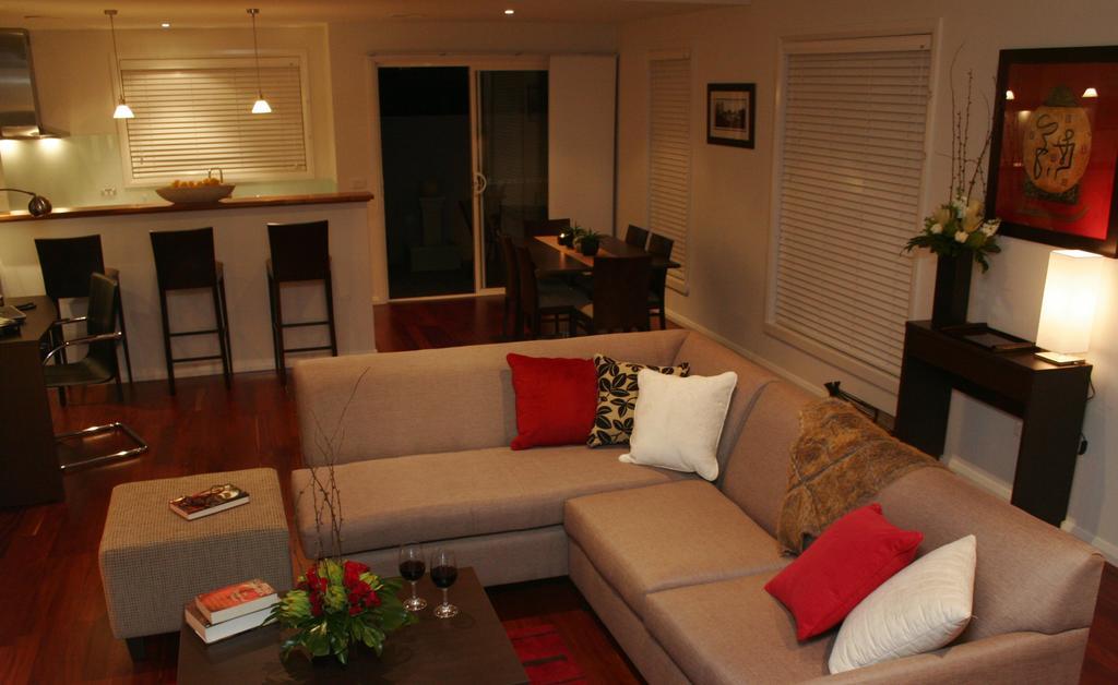 Encore Apartments باثورست المظهر الخارجي الصورة