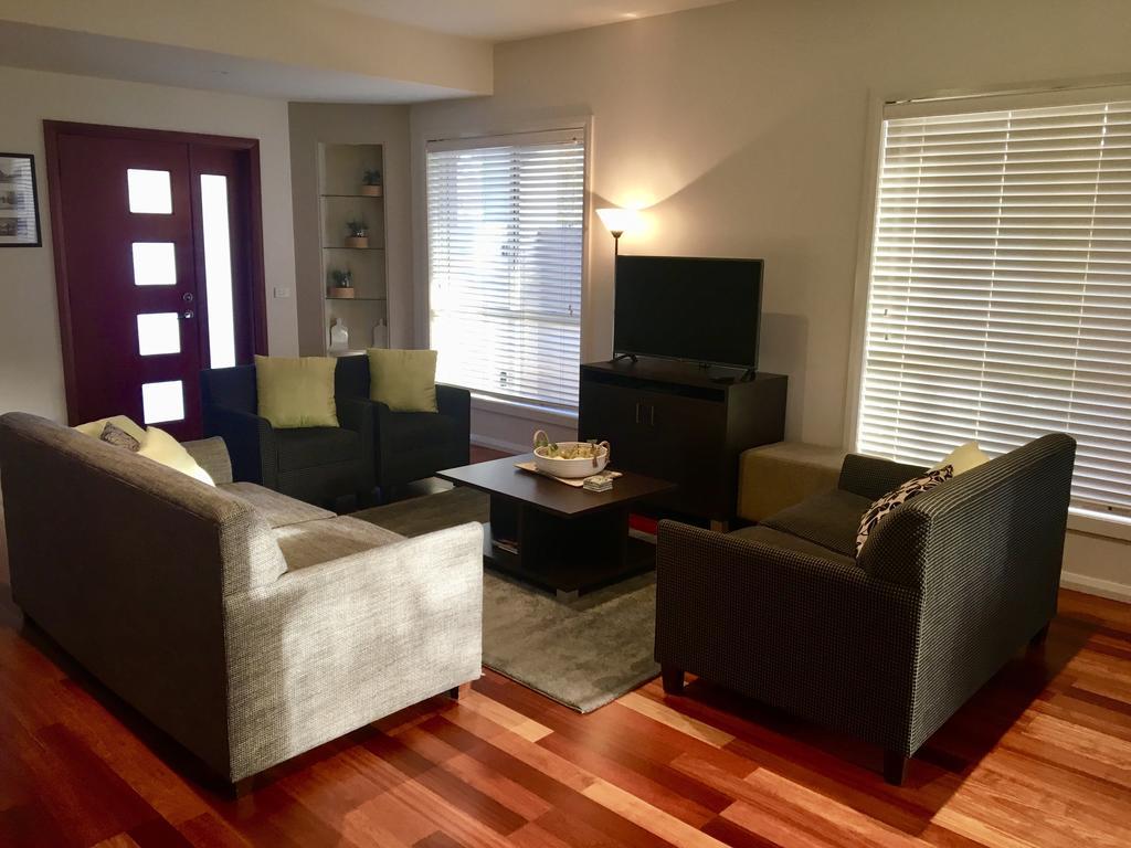 Encore Apartments باثورست المظهر الخارجي الصورة